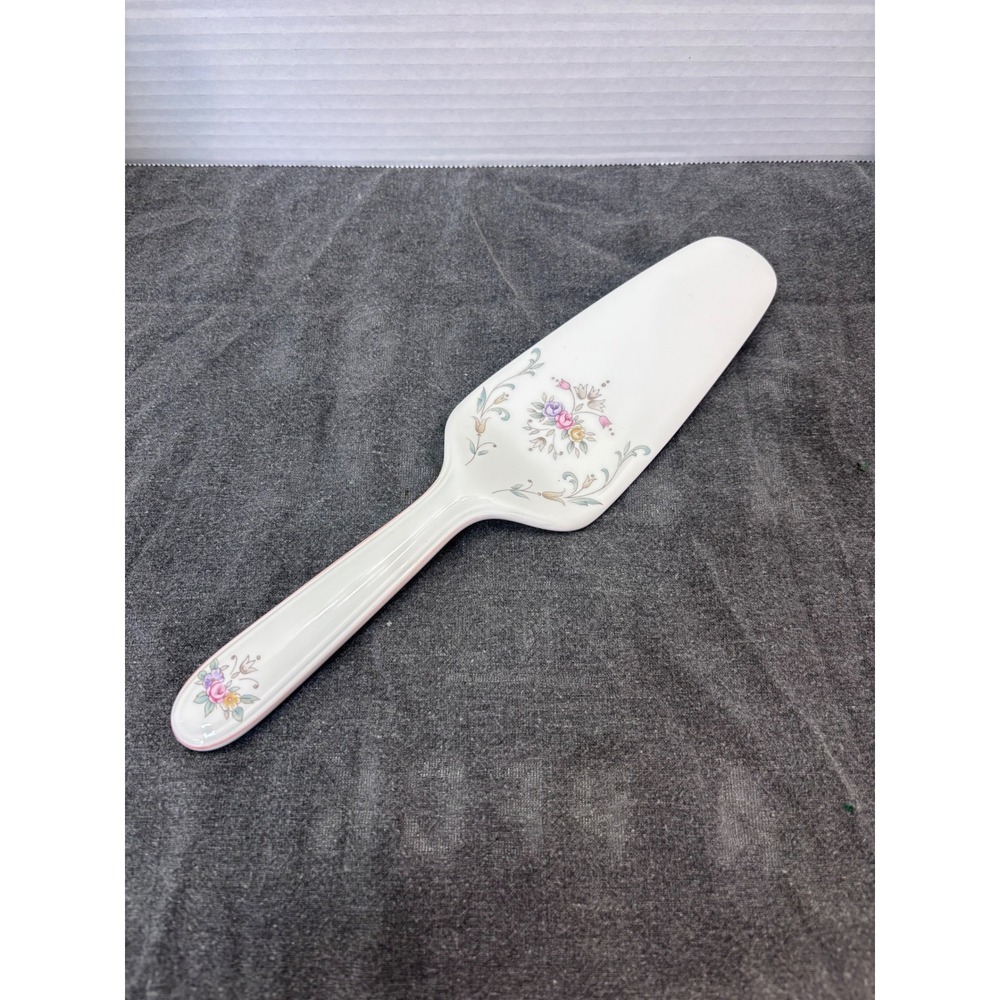 Christopher Stuart Spring Crest Bone China Cake Server Floral White 10.25in